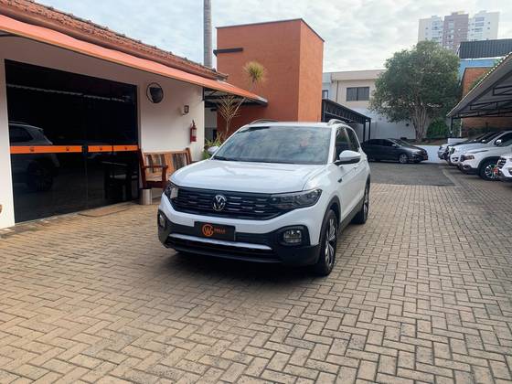 VOLKSWAGEN T-CROSS 1.0 200 TSI TOTAL FLEX COMFORTLINE AUTOMÁTICO